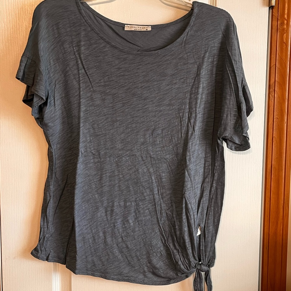 New ruffle short sleeve tie knot hem top